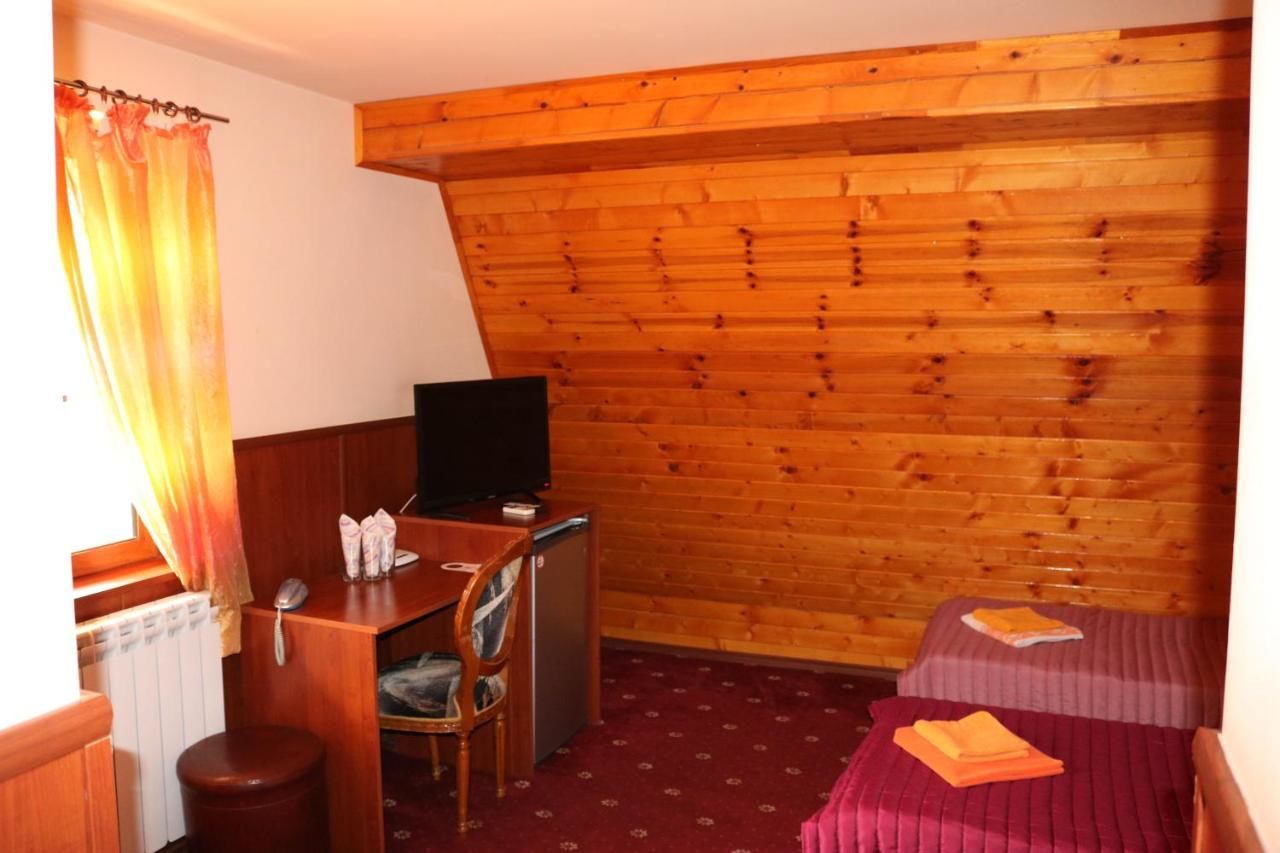 Отель Hotel Visage Ямбол-21